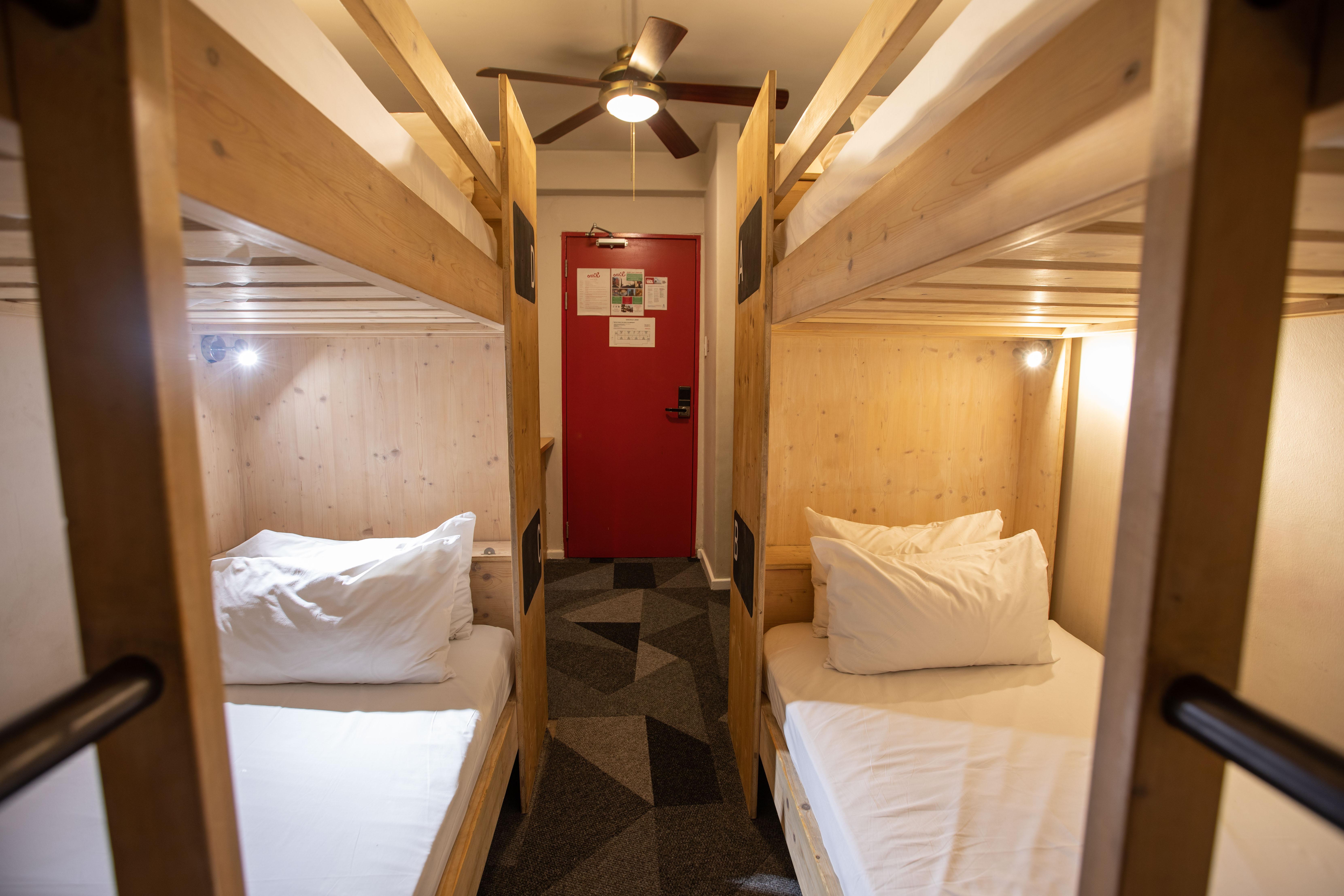 Hostel Never At Kloof Street *