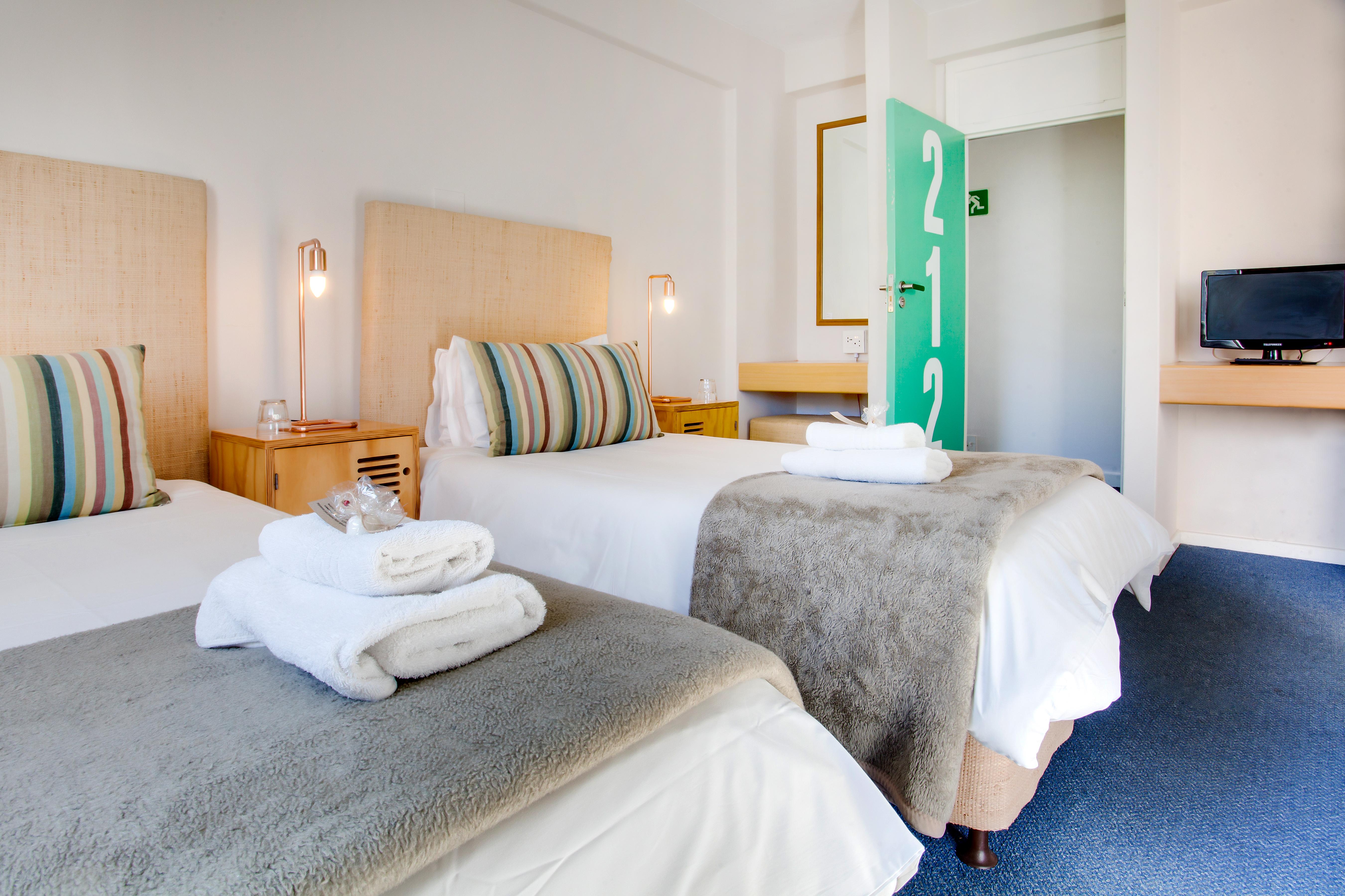 Never At Kloof Street Hostel Cape Town